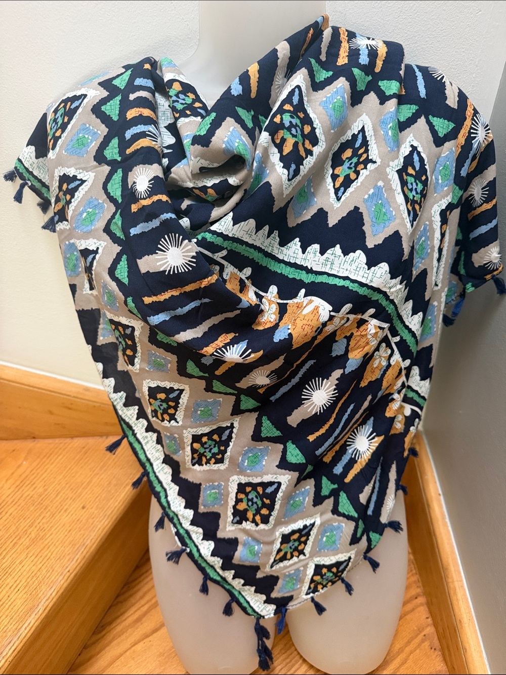 NWT Pretty Persuasions Boho Geometric Tassel Scarf Wrap Sarong